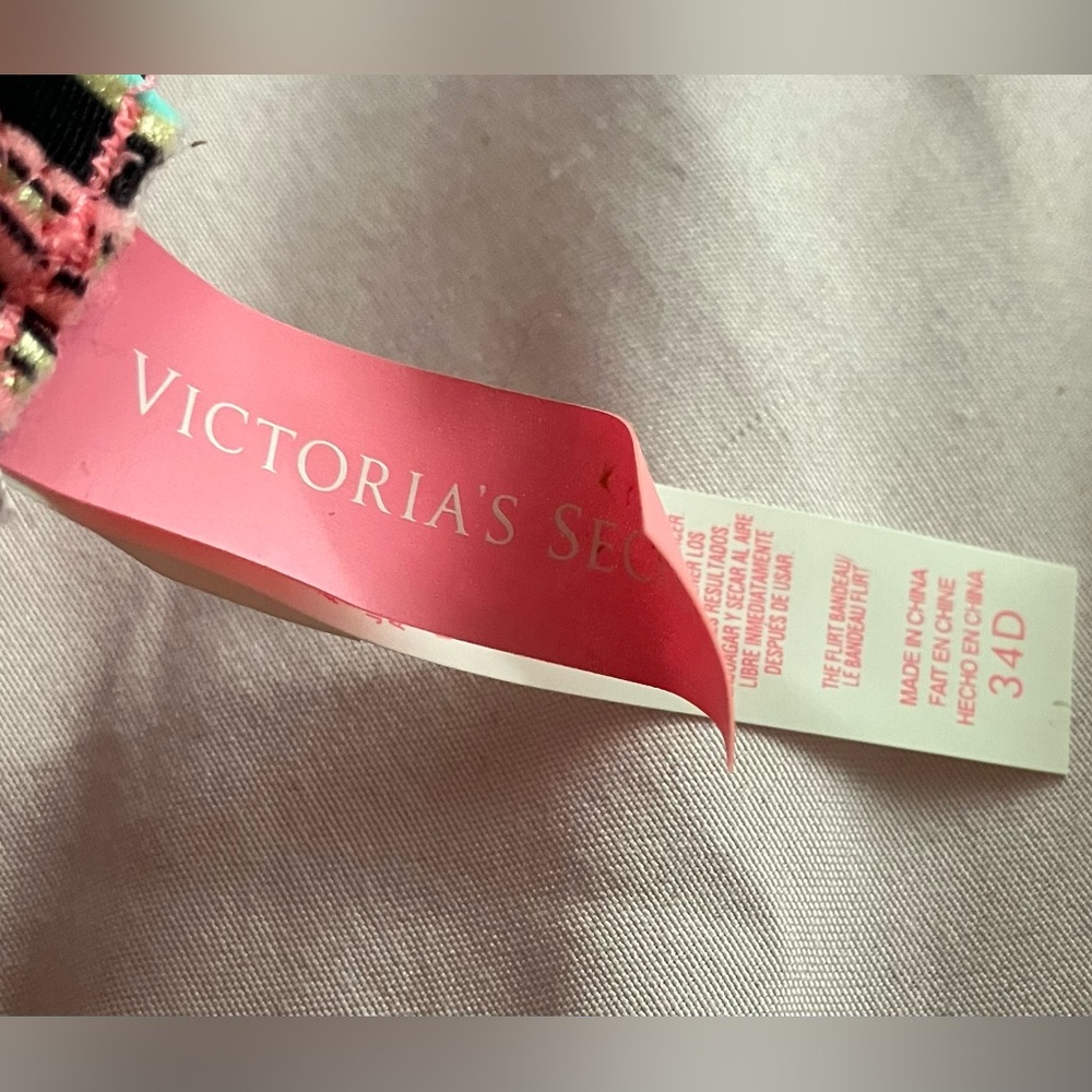 Victoria's Secret Bikini Top - Picture 3 of 3